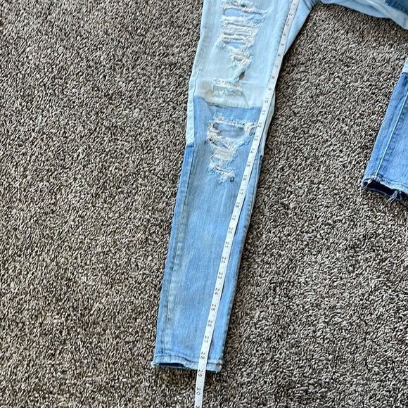 American Eagle high rise jegging two tone distressed size 0 regular - Picture 5 of 11